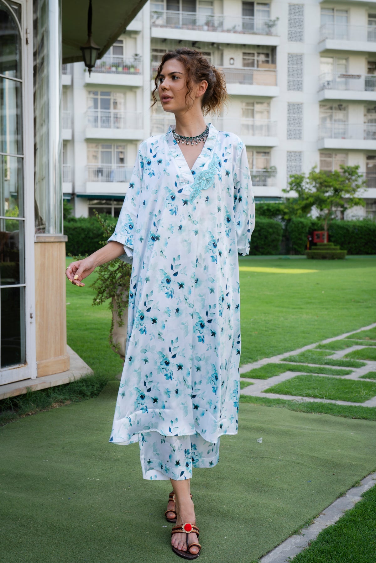 pakistani kurta set for women