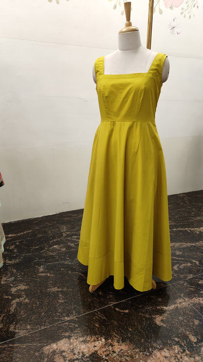 Greenish Yellow Poplin Back Knot Dress (Smocked)