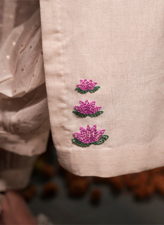 Lotus Motif Kurta Set with Smocked Sleeves