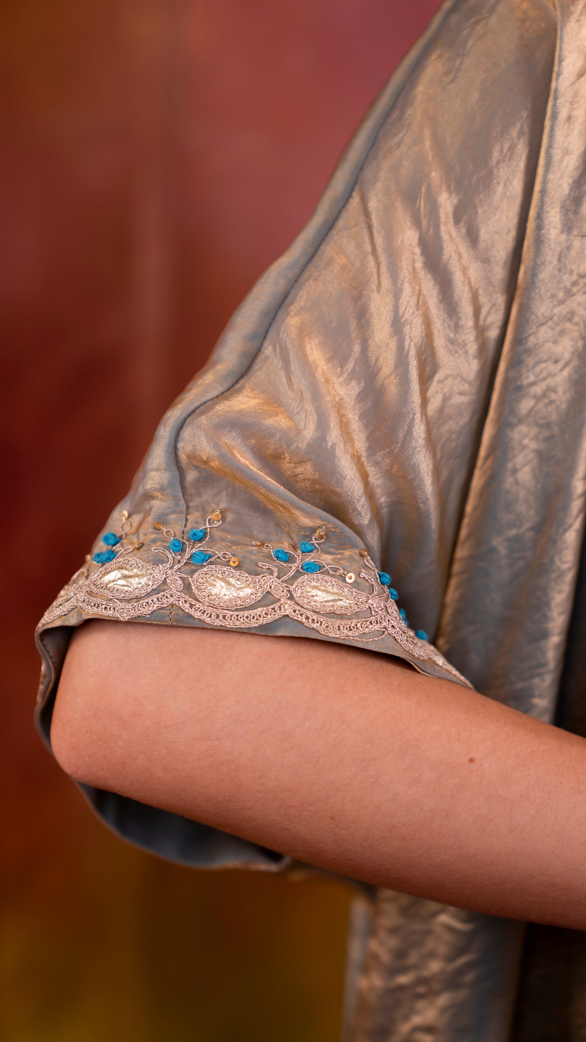 Metallic Greyish Blue
