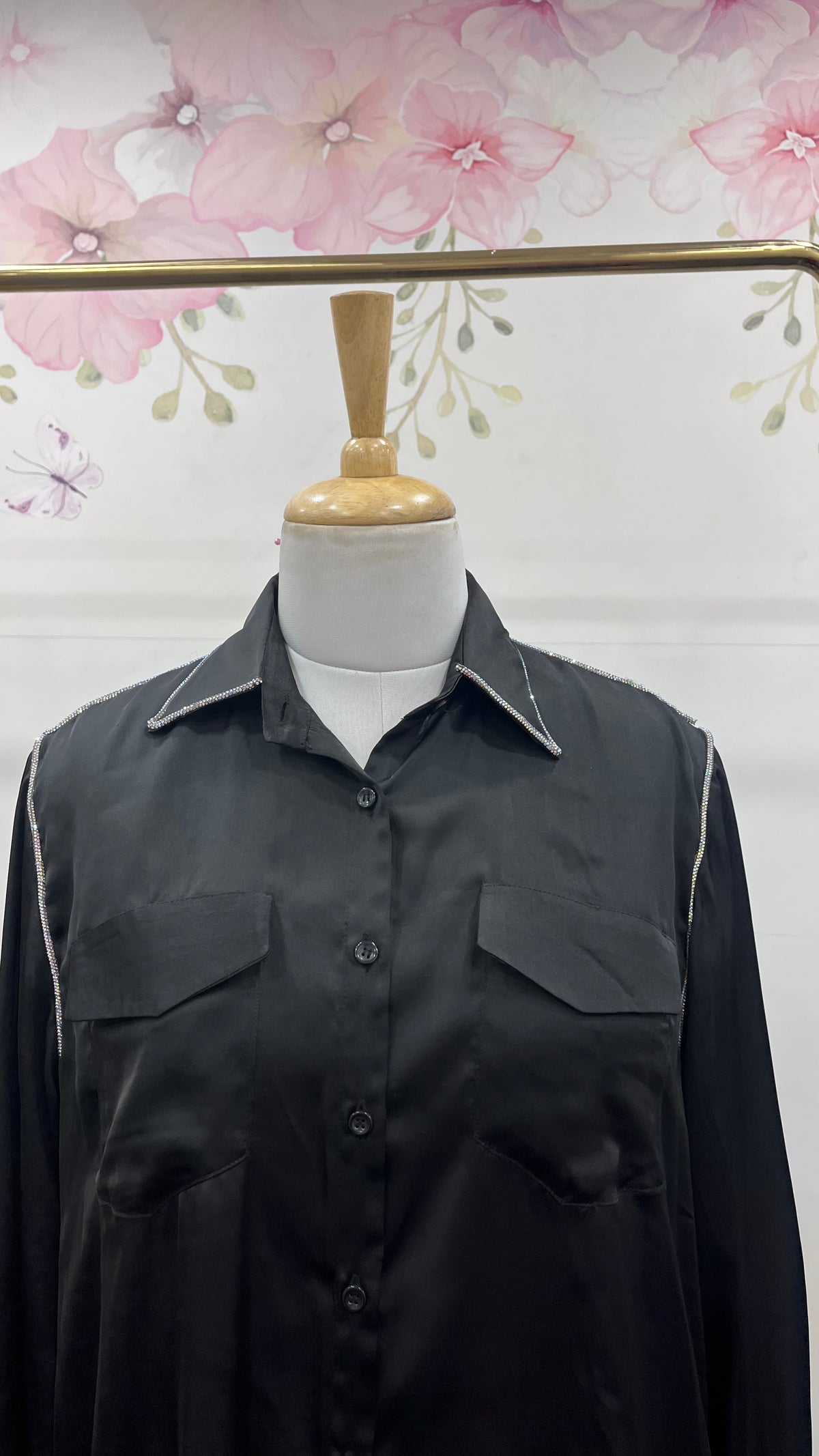 Formal Satin Shirt With Zircon Lace Detailing