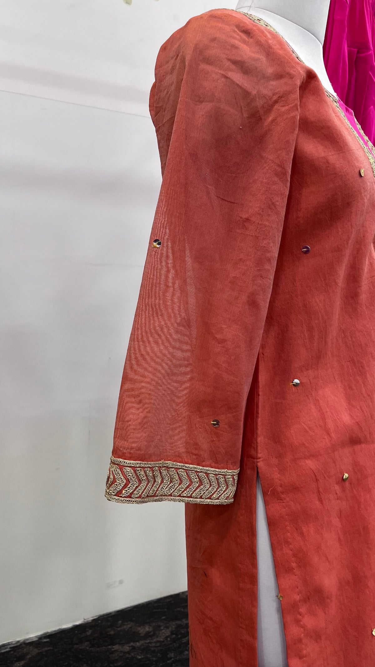 Full Suit With Dupatta And Patiala Salwar, Chanderi Kurta And Crepe Salwar With Machine Work