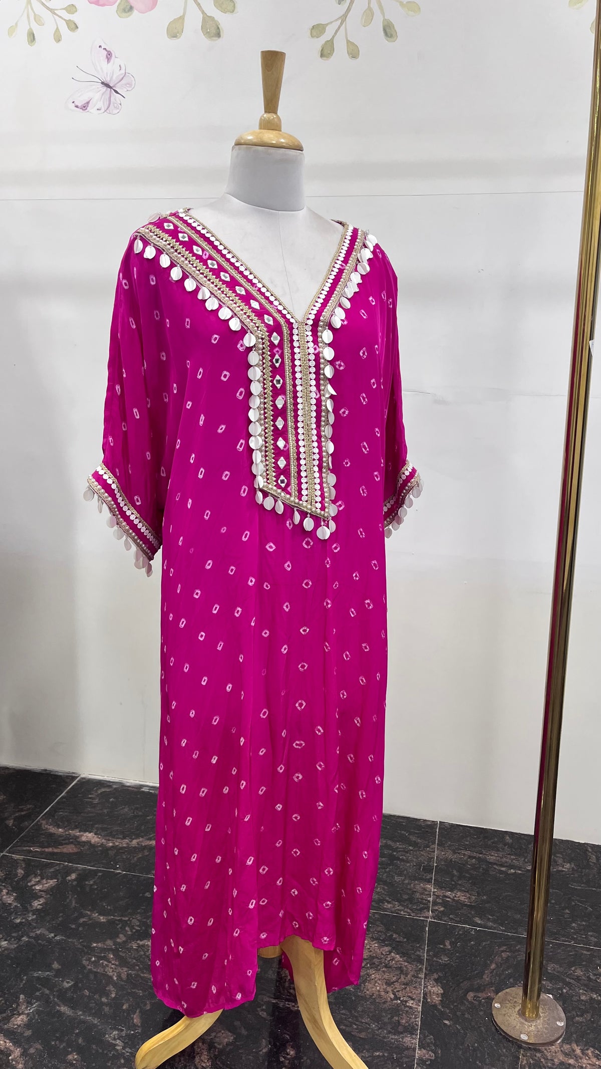 Pink Bandhani Pure Crepe V-Neck Kurta With Embroidery And Pearl Hanging