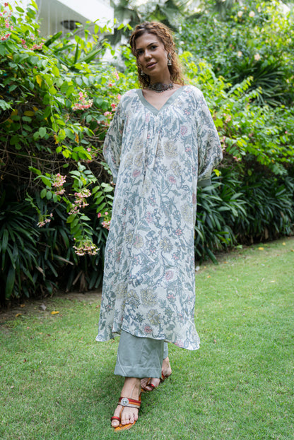 Georgette Kurta Pant Set - Label Sakshi Nayyar